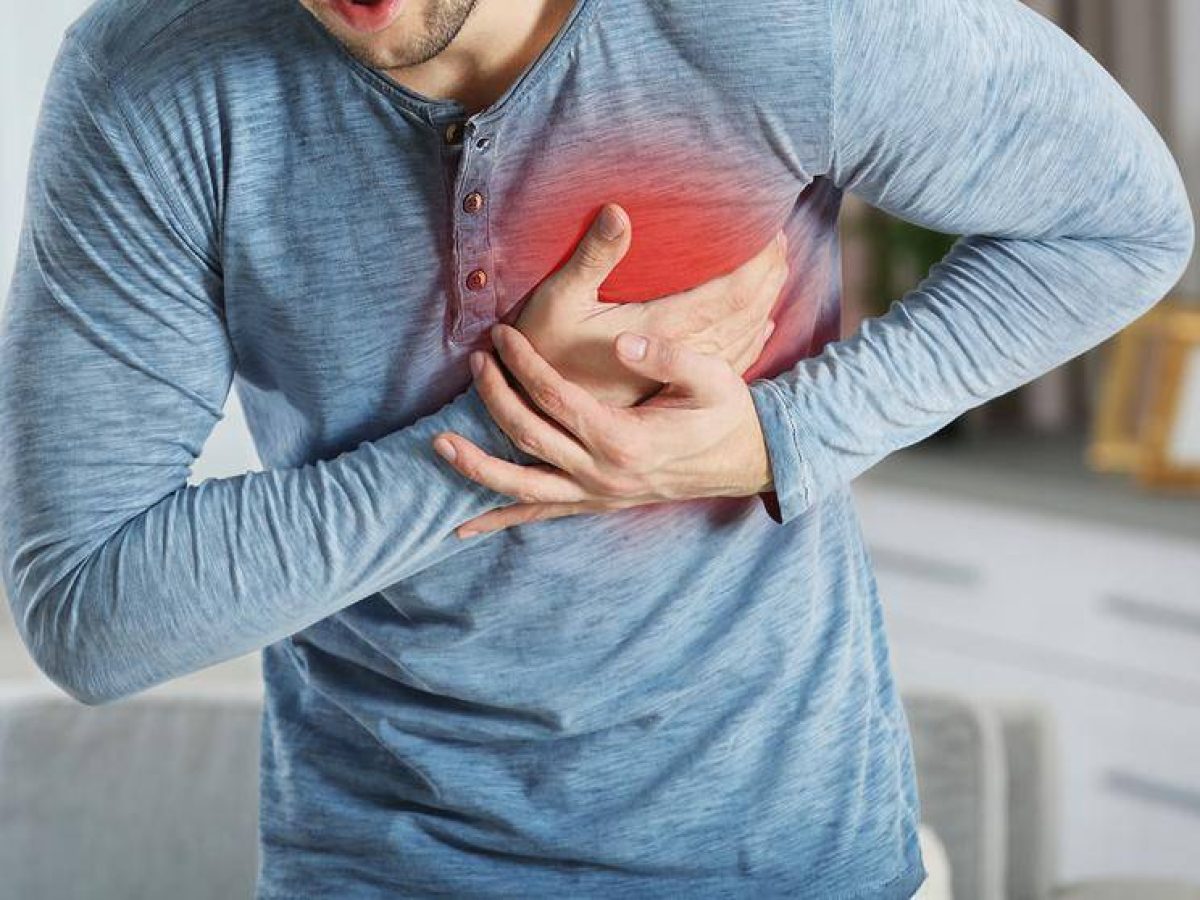 «Holiday Heart Syndrome»: Γιατί εκτοξεύονται τα εμφράγματα τις γιορτές – Τα ύπουλα συμπτώματα