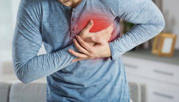 «Holiday Heart Syndrome»: Γιατί εκτοξεύονται τα εμφράγματα τις γιορτές – Τα ύπουλα συμπτώματα