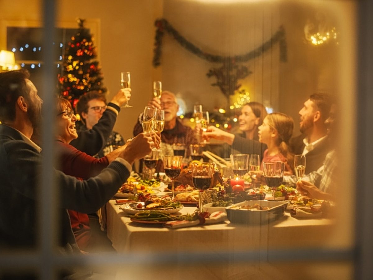 Χριστούγεννα 2025: Όταν το γιορτινό τραπέζι γίνεται πράξη αγάπης
