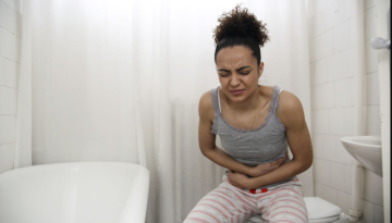 Δυσκοιλιότητα: Ποιες 3 παθήσεις μπορεί να κρύβει