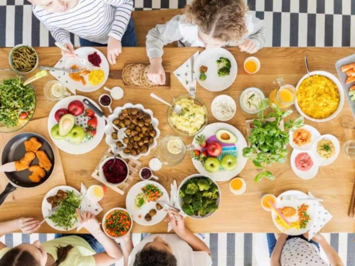 Ενσυνείδητη διατροφή: Καλλιεργώντας μια υγιή και θρεπτική σχέση με το φαγητό