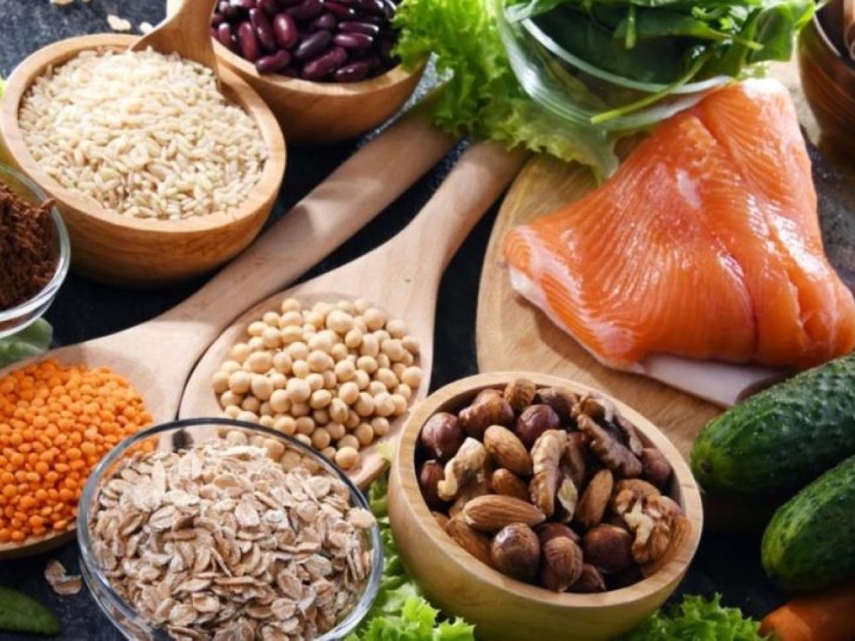 Γιατρός του Χάρβαρντ αποκαλύπτει εφτά τροφές που βοηθούν στη μείωση του σπλαχνικού λίπους