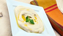 i-taramosalata-apo-Αrgiro-loukako