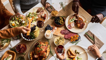 Υπερφαγία στις γιορτές: Πότε γίνεται επικίνδυνη