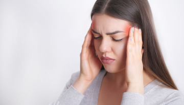 Πώς μπορεί η πίεση του αίματος να επηρεάζει τους πονοκεφάλους σας