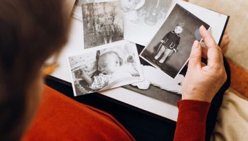 Πώς η νοσταλγία για τις γιορτές μπορεί να βελτιώσει τη διάθεση και τις σχέσεις σας