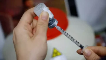 Τι πιστεύουν οι Έλληνες για τα εμβόλια του κορωνοϊού; Μελέτη σε 4 νοσοκομεία αποκαλύπτει