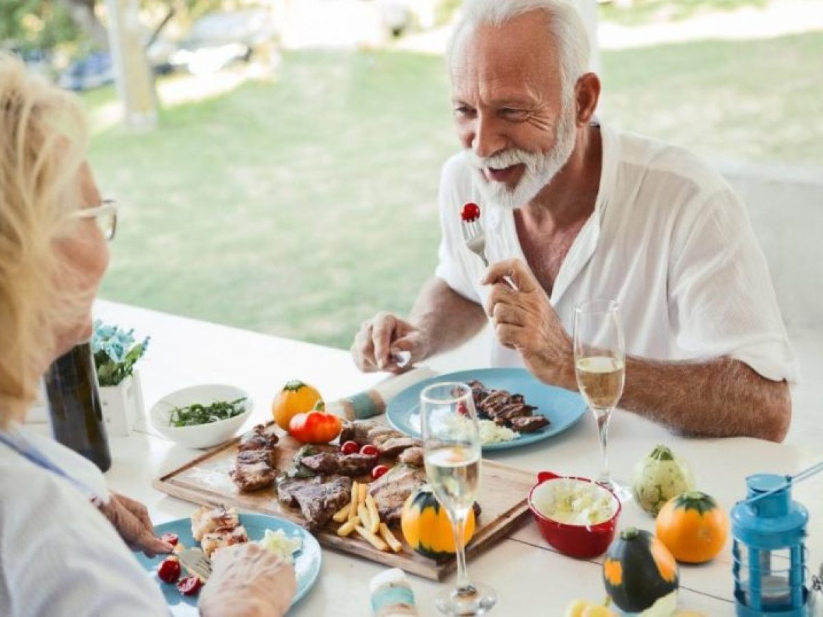 Δέκα συμβουλές διατροφής για υγιή γήρανση