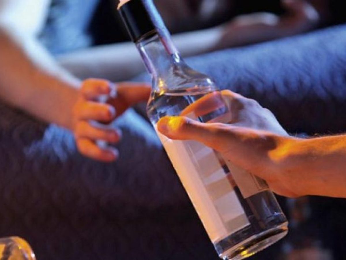 Διακοπή αλκοόλ: Ναι μεν αλλά… – Τι πρέπει να προσέξουν οι εθισμένοι που θα το τολμήσουν, όλες οι παρενέργειες