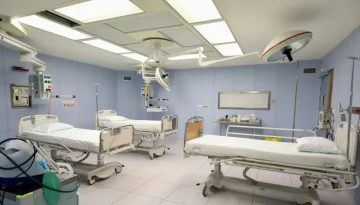 Εκτόξευση εισαγωγών γρίπης στα νοσοκομεία – Άμεσο εμβολιασμό και μέτρα προστασίας προτείνει ο ΕΟΔΥ