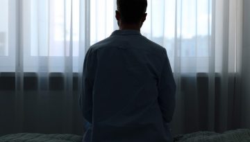 &Epsilon;&pi;&alpha;&nu;&alpha;&sigma;&tau;&alpha;&tau;&iota;&kappa;ή &theta;&epsilon;&rho;&alpha;&pi;&epsilon;ί&alpha;: &Epsilon;&mu;&phi;ύ&tau;&epsilon;&upsilon;&mu;&alpha; &alpha;&nu;&tau;&iota;&mu;&epsilon;&tau;&omega;&pi;ί&zeta;&epsilon;&iota; &tau;&eta;&nu; &beta;&alpha;&rho;&iota;ά &kappa;&alpha;&tau;ά&theta;&lambda;&iota;&psi;&eta;