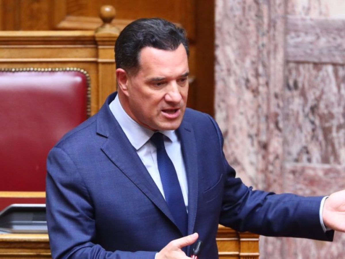 Επέστρεψαν στον ΕΟΔΥ οι υπάλληλοι που είχαν απολυθεί από το ΚΕΕΛΠΝΟ – Γεωργιάδης: “Ένας κύκλος μίσους και πολιτικών διώξεων έληξε”