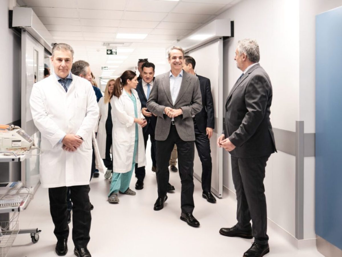 Επίσκεψη Κυρ. Μητσοτάκη στο νοσοκομείο «Άγιος Σάββας»: «Το ΕΣΥ αλλάζει»
