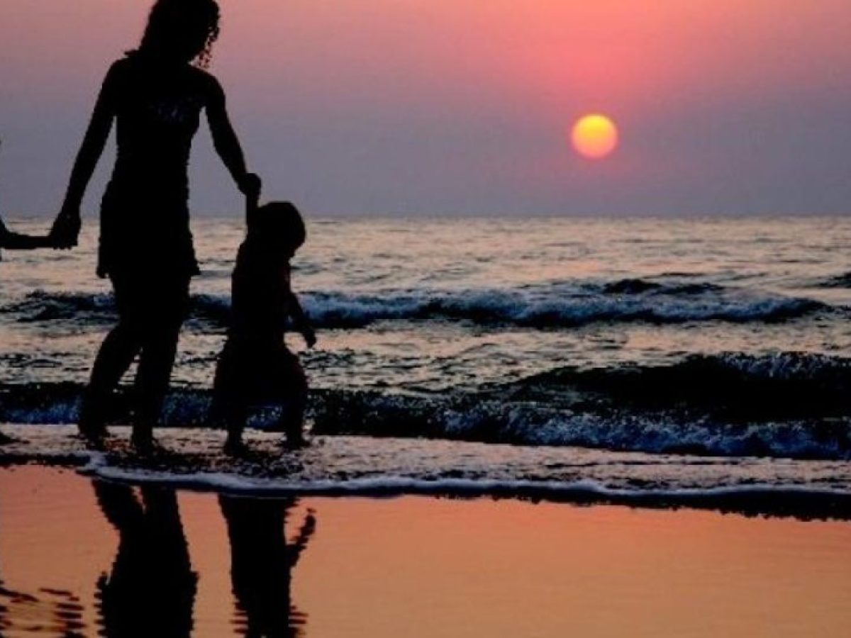 Έρευνα: Οι περισσότεροι γονείς προτιμούν τα κορίτσια από τα αγόρια