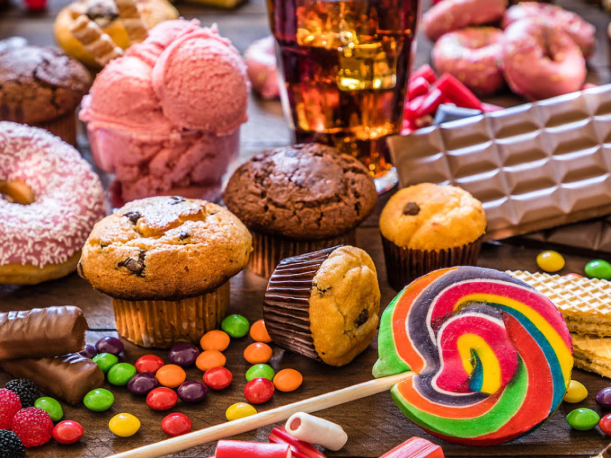 Φάγατε πολλή ζάχαρη χτες βράδυ; Τι προτείνουν οι διαιτολόγοι να κάνετε σήμερα