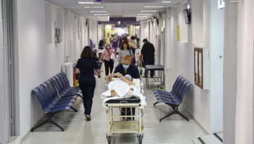 &Gamma;&iota;&alpha;&tau;ί &eta; &gamma;&rho;ί&pi;&eta; &alpha;&gamma;&rho;ί&epsilon;&psi;&epsilon; &tau;ό&sigma;&omicron; &epsilon;&phi;έ&tau;&omicron;&sigmaf;;
