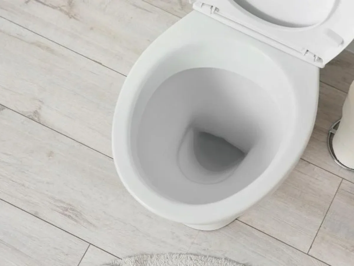 Γιατρός προειδοποιεί:Το λάθος που κάνουμε όλοι στην τουαλέτα και μας κοστίζει ακριβά