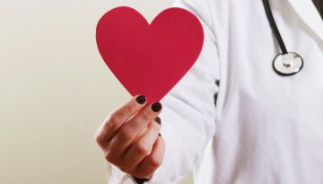&Eta; &kappa;&omicron;&iota;&lambda;&iota;&alpha;&kappa;ή &pi;&alpha;&chi;&upsilon;&sigma;&alpha;&rho;&kappa;ί&alpha; &sigma;&chi;&epsilon;&tau;ί&zeta;&epsilon;&tau;&alpha;&iota; &mu;&epsilon; &tau;&eta;&nu; &kappa;&alpha;&rho;&delta;&iota;&alpha;&kappa;ή &upsilon;&gamma;&epsilon;ί&alpha; &pi;&iota;&omicron; έ&nu;&tau;&omicron;&nu;&alpha; &sigma;&tau;&omicron;&upsilon;&sigmaf; ά&nu;&tau;&rho;&epsilon;&sigmaf;
