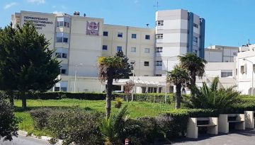 &Eta;&rho;ά&kappa;&lambda;&epsilon;&iota;&omicron;: &Sigma;&tau;&omicron; &Pi;&Alpha;&Gamma;&Nu;&Eta; &nu;&omicron;&sigma;&eta;&lambda;&epsilon;ύ&epsilon;&tau;&alpha;&iota; &gamma;&iota;&alpha;&tau;&rho;ό&sigmaf; &mu;&epsilon; &sigma;&upsilon;&mu;&pi;&tau;ώ&mu;&alpha;&tau;&alpha; &mu;&eta;&nu;&iota;&gamma;&gamma;ί&tau;&iota;&delta;&alpha;&sigmaf; &ndash; &Sigma;&tau;&alpha;&theta;&epsilon;&rho;ή &eta; &kappa;&alpha;&tau;ά&sigma;&tau;&alpha;&sigma;ή &tau;&eta;&sigmaf;