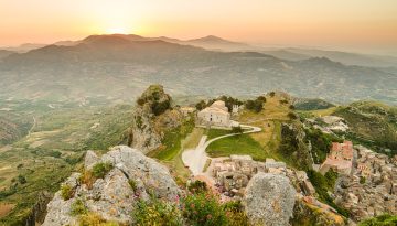 Καλταμπελότα: Το μεσογειακό μυστικό της αναδυόμενης «Μπλε Ζώνης»