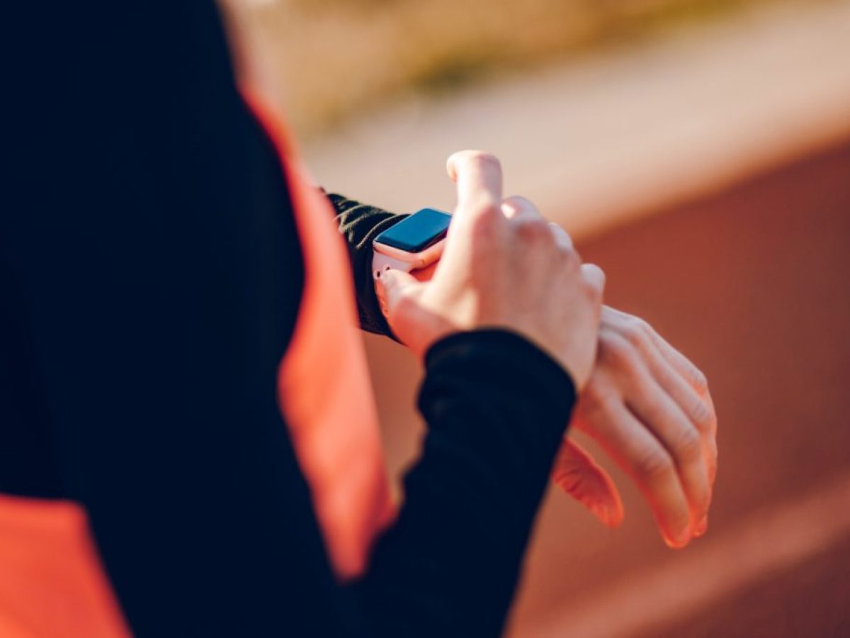 Κολπική μαρμαρυγή: «Έξυπνα» ρολόγια μπορεί να ανιχνεύουν την επικίνδυνη καρδιακή αρρυθμία