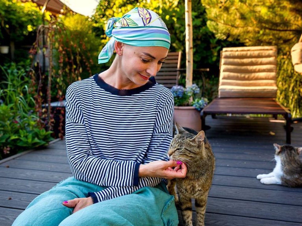 Νέοι επιζώντες από καρκίνο γερνούν ταχύτερα [μελέτη]