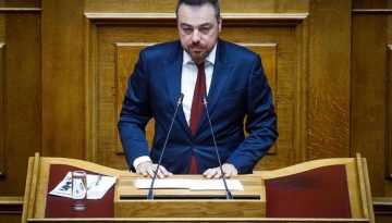 &Pi;&alpha;&rho;&alpha;&sigma;ύ&rho;&eta;&sigmaf;: &laquo;&Sigma;&tau;&alpha; ό&rho;&iota;&alpha; &kappa;&alpha;&tau;ά&rho;&rho;&epsilon;&upsilon;&sigma;&eta;&sigmaf; &tau;&alpha; &nu;&omicron;&sigma;&omicron;&kappa;&omicron;&mu;&epsilon;ί&alpha; &tau;&eta;&sigmaf; &Kappa;&rho;ή&tau;&eta;&sigmaf;&raquo;