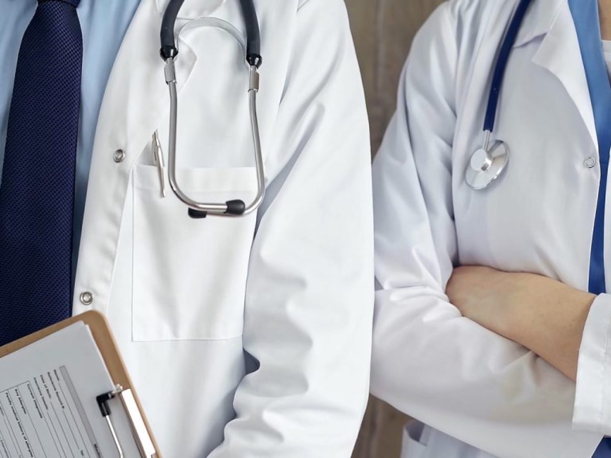 Παρέμβαση ΙΣΑ και ΟΕΝΓΕ για τον νέο νόμο περί αναβολής στράτευσης των γιατρών