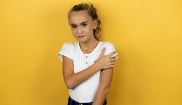 pediki-osteoporosi-ta-simptomata-ke