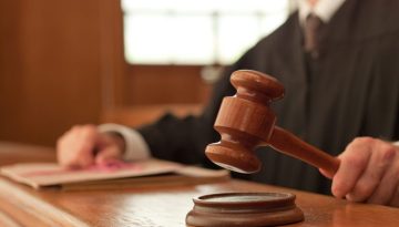 ΣτΕ: Αυξήσεις ασφαλίστρων υγείας μόνο με πλήρη διαφάνεια