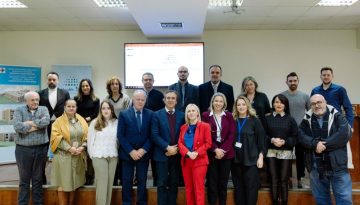 &Sigma;&tau;&omicron; &Eta;&rho;ά&kappa;&lambda;&epsilon;&iota;&omicron; &eta; &pi;&iota;&lambda;&omicron;&tau;&iota;&kappa;ή &epsilon;&phi;&alpha;&rho;&mu;&omicron;&gamma;ή &tau;&omicron;&upsilon; Health-IQ &gamma;&iota;&alpha; &tau;&eta;&nu; &pi;&omicron;&iota;ό&tau;&eta;&tau;&alpha; &tau;&eta;&sigmaf; &phi;&rho;&omicron;&nu;&tau;ί&delta;&alpha;&sigmaf; &upsilon;&gamma;&epsilon;ί&alpha;&sigmaf;