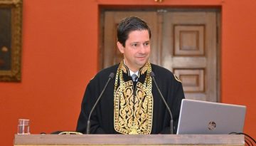 Το μήνυμα για το 2026 από τον Πρύτανη του ΕΚΠΑ Γεράσιμο Σιάσο: «Νέες προοπτικές και διεθνείς συνεργασίες»