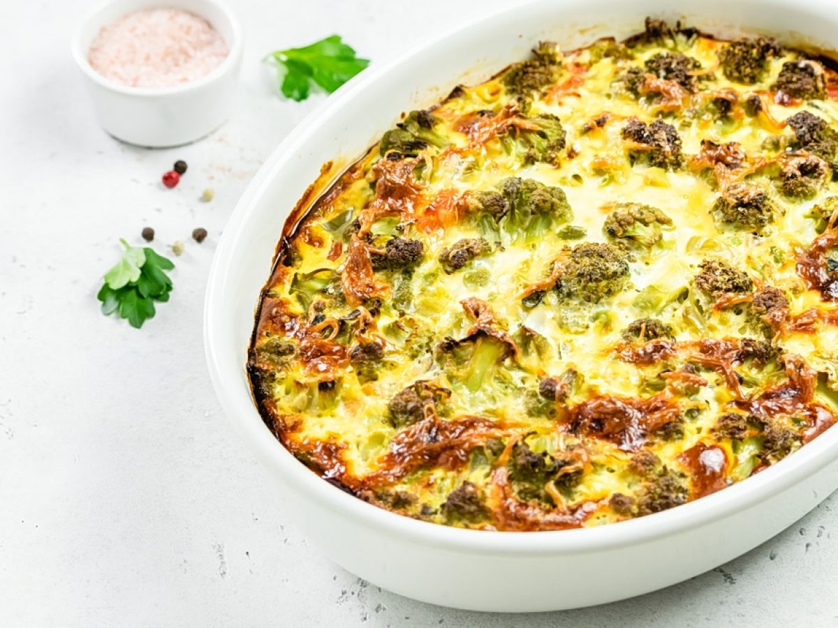 Ζυμαρικά φούρνου με μπρόκολο