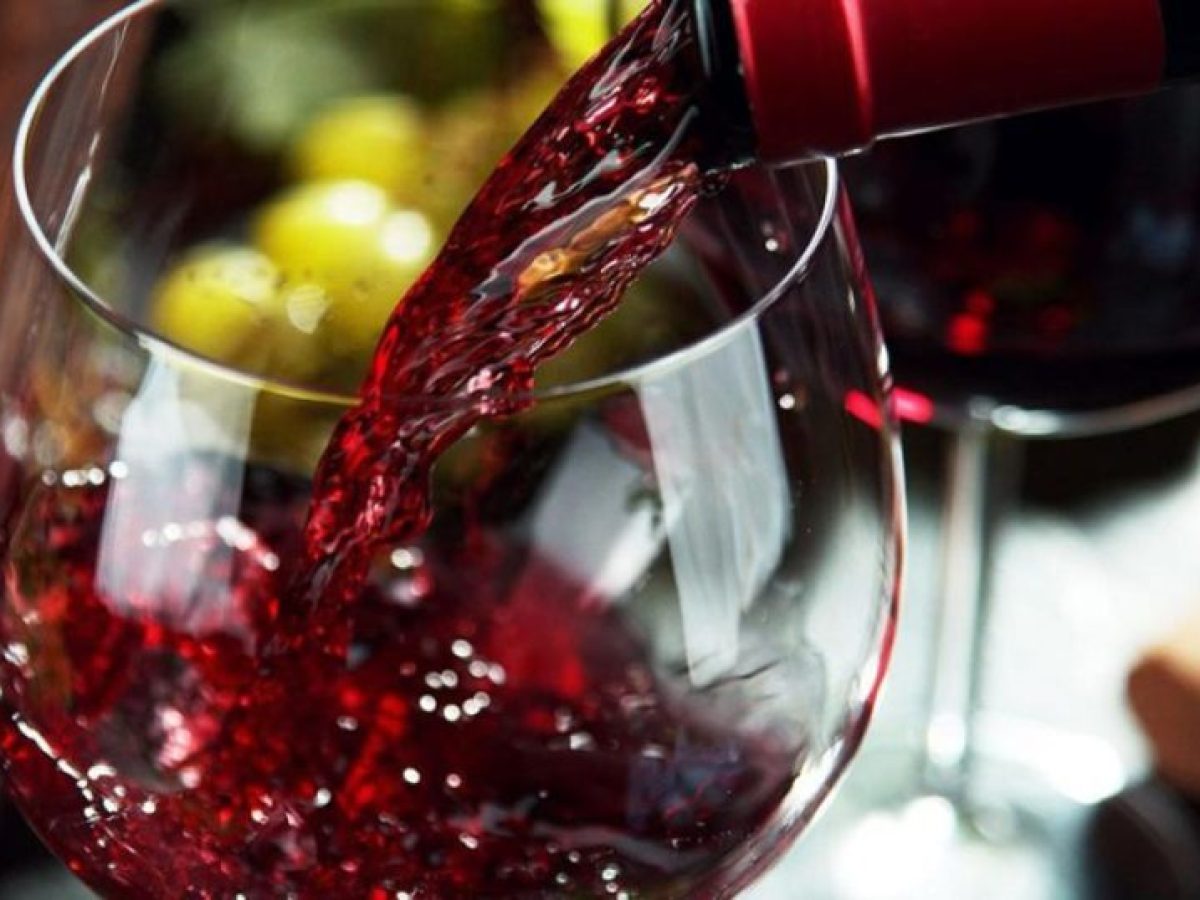 Ανοιγμένο κρασί: Πόσο διατηρείται και πότε χάνει τη γεύση του