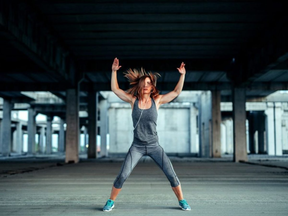 Αρκούν πέντε λεπτά από αυτές τις ασκήσεις για την ενίσχυση της υγείας της καρδιάς και των οστών σας