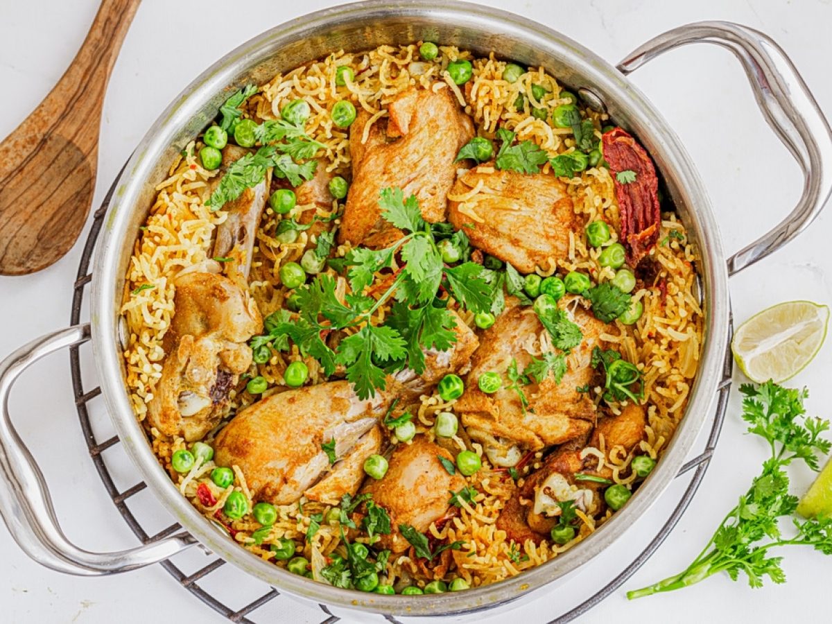 Αρωματικό κοτόπουλο με τραγανό ρύζι