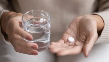 &Alpha;&sigma;&pi;&iota;&rho;ί&nu;&eta; &kappa;&alpha;&iota; &kappa;&alpha;&rho;&kappa;ί&nu;&omicron;&sigmaf; &sigma;&tau;&omicron;&upsilon;&sigmaf; &eta;&lambda;&iota;&kappa;&iota;&omega;&mu;έ&nu;&omicron;&upsilon;&sigmaf;: &Tau;&iota; &delta;&epsilon;ί&chi;&nu;&epsilon;&iota; &eta; &mu;&epsilon;&gamma;ά&lambda;&eta; &mu;&epsilon;&lambda;έ&tau;&eta; ASPREE