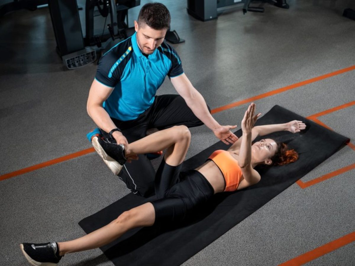 30 ασκήσεις για να αξιοποιήσετε στο μέγιστο τη γυμναστική στο σπίτι