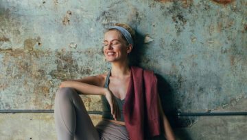 Hot yoga: H άσκηση που θα σε κάνει να κάψεις πολλές θερμίδες – Θα την δοκίμαζες;