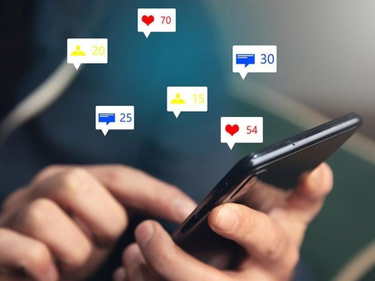 Μπλόκο από Ισπανία στα social media για παιδιά κάτω των 16