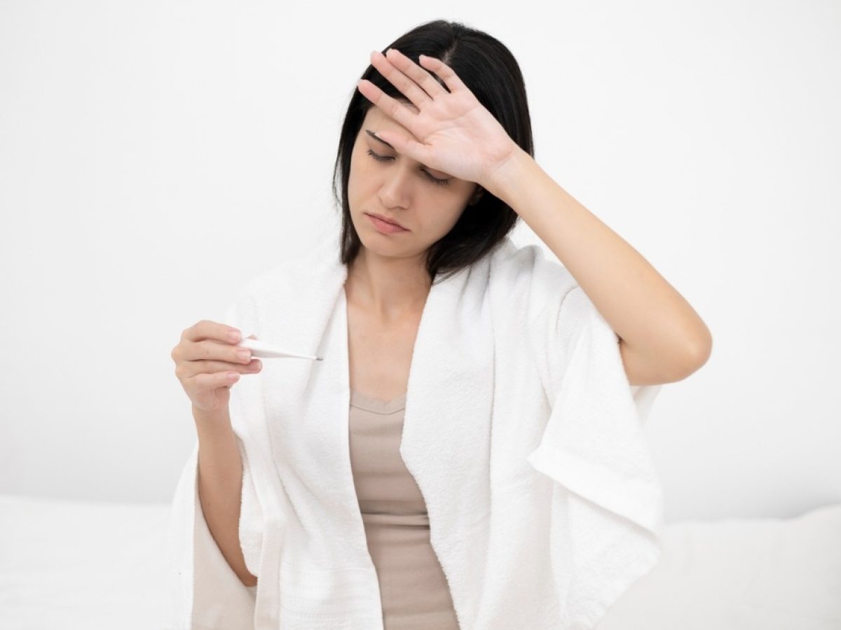 Δέκατα πυρετού: Πότε είναι επικίνδυνα για την υγεία και ποια συμπτώματα θέλουν γιατρό