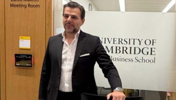 &Delta;&iota;ά&lambda;&epsilon;&xi;&eta; &gamma;&iota;&alpha; &tau;&omicron; &laquo;&Mu;έ&lambda;&lambda;&omicron;&nu; &tau;&eta;&sigmaf; &Upsilon;&gamma;&epsilon;ί&alpha;&sigmaf;&raquo;, έ&delta;&omega;&sigma;&epsilon; &omicron; &Pi;&rho;ό&epsilon;&delta;&rho;&omicron;&sigmaf; &tau;&omicron;&upsilon; &Omicron;&mu;ί&lambda;&omicron;&upsilon; &Iota;&alpha;&tau;&rho;&iota;&kappa;&omicron;ύ &Alpha;&theta;&eta;&nu;ώ&nu;, &Delta;&rho;. &Beta;&alpha;&sigma;ί&lambda;&eta;&sigmaf; &Gamma;. &Alpha;&pi;&omicron;&sigma;&tau;&omicron;&lambda;ό&pi;&omicron;&upsilon;&lambda;&omicron;&sigmaf; &sigma;&tau;&omicron; &Pi;&alpha;&nu;&epsilon;&pi;&iota;&sigma;&tau;ή&mu;&iota;&omicron; &tau;&omicron;&upsilon; Cambridge