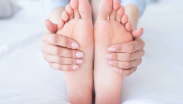 Έ&chi;&epsilon;&tau;&epsilon; &nu;&iota;ώ&sigma;&epsilon;&iota; &pi;&omicron;&tau;έ &tau;&alpha; &pi;ό&delta;&iota;&alpha; &sigma;&alpha;&sigmaf; &nu;&alpha; &mu;&upsilon;&rho;&mu;&eta;&gamma;&kappa;&iota;ά&zeta;&omicron;&upsilon;&nu; ή &nu;&alpha; &mu;&omicron;&upsilon;&delta;&iota;ά&zeta;&omicron;&upsilon;&nu; &pi;&alpha;&rho;ά&xi;&epsilon;&nu;&alpha;;