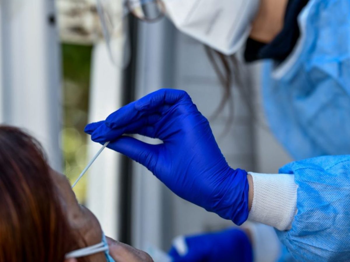 ΕΟΔΥ: Επτά θάνατοι από κορονοϊό και εννέα από γρίπη την τελευταία εβδομάδα