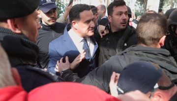 &Gamma;&epsilon;&omega;&rho;&gamma;&iota;ά&delta;&eta;&sigmaf; &gamma;&iota;&alpha; &tau;&alpha; &epsilon;&pi;&epsilon;&iota;&sigma;ό&delta;&iota;&alpha; &sigma;&tau;&omicron; &Gamma;&Nu; &Nu;ί&kappa;&alpha;&iota;&alpha;&sigmaf;: &Delta;&epsilon;&nu; &epsilon;ί&mu;&alpha;&iota; &omicron; &theta;ύ&tau;&eta;&sigmaf;, &alpha;&lambda;&lambda;ά &tau;&omicron; &theta;ύ&mu;&alpha; &tau;&eta;&sigmaf; &beta;ί&alpha;&sigmaf;