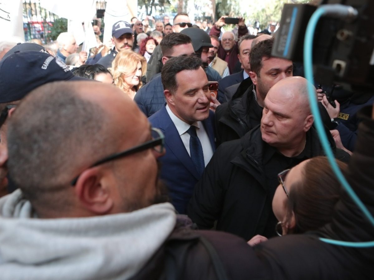 Γεωργιάδης για τα επεισόδια στο Νοσοκομείο Νίκαιας: «Η Δημοκρατία δεν φοβάται»