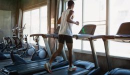 giati-plironoume-gimnastirio-alla-den