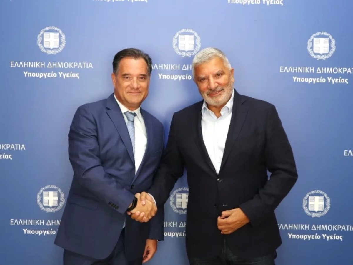 Η αύξηση της ιατρικής αμοιβής κατά 30% στο επίκεντρο της συνάντησης Γεωργιάδη με τον πρόεδρο του ΙΣΑ