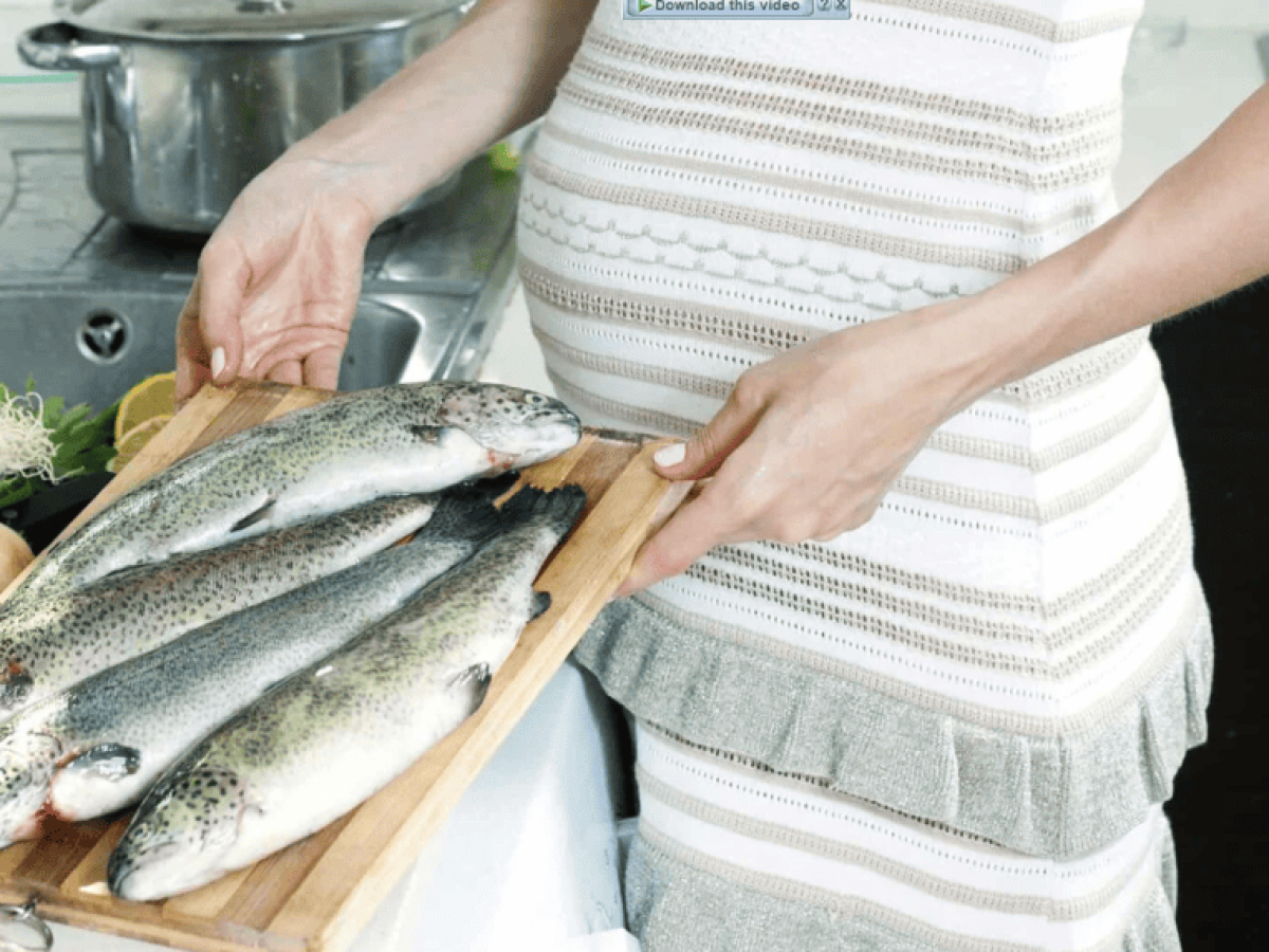 Η κατανάλωση ψαριών στην εγκυμοσύνη μειώνει τον κίνδυνο αυτισμού στα παιδιά