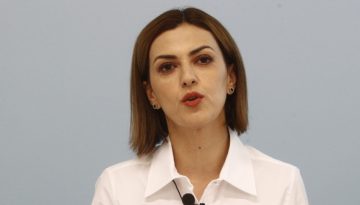 &Upsilon;&pi;&omicron;&upsilon;&rho;&gamma;&epsilon;ί&omicron; &Upsilon;&gamma;&epsilon;ί&alpha;&sigmaf;: &Delta;ύ&omicron; &nu;έ&alpha; &delta;&omega;&rho;&epsilon;ά&nu; &pi;&rho;&omicron;&gamma;&rho;ά&mu;&mu;&alpha;&tau;&alpha; &pi;&rho;ό&lambda;&eta;&psi;&eta;&sigmaf; &gamma;&iota;&alpha; &tau;&eta;&nu; &pi;&alpha;&chi;&upsilon;&sigma;&alpha;&rho;&kappa;ί&alpha; &kappa;&alpha;&iota; &tau;&eta; &nu;&epsilon;&phi;&rho;&iota;&kappa;ή &delta;&upsilon;&sigma;&lambda;&epsilon;&iota;&tau;&omicron;&upsilon;&rho;&gamma;ί&alpha;